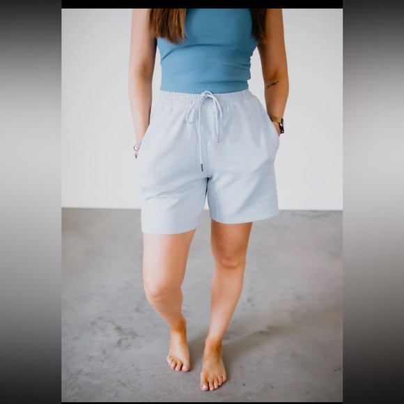Rae Mode Sweat Shorts Size 1XL Sky Blue Side Pockets Pull On Style Womens - Picture 1 of 8
